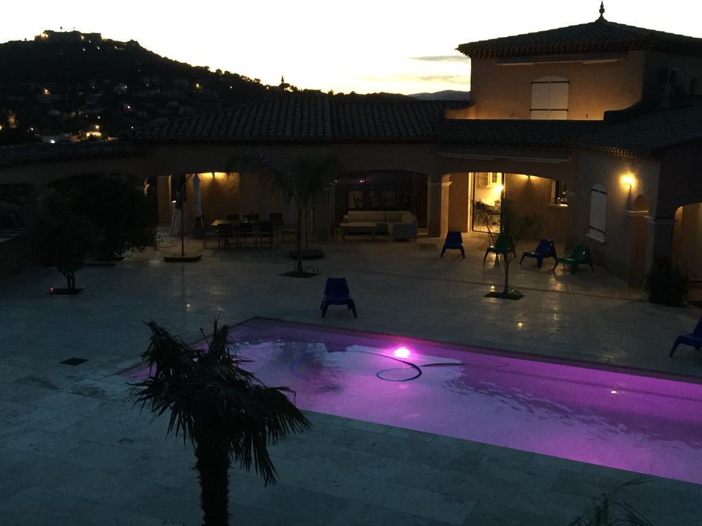 La Villa Des Anges La Seyne-sur-Mer Rum bild