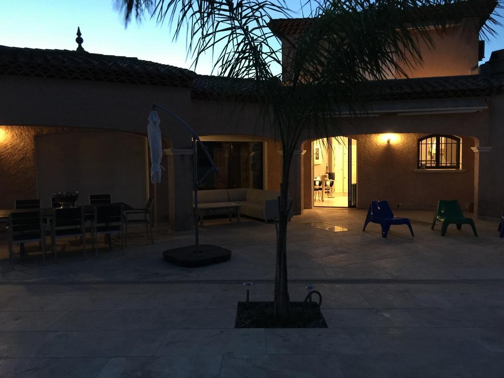 La Villa Des Anges La Seyne-sur-Mer Rum bild